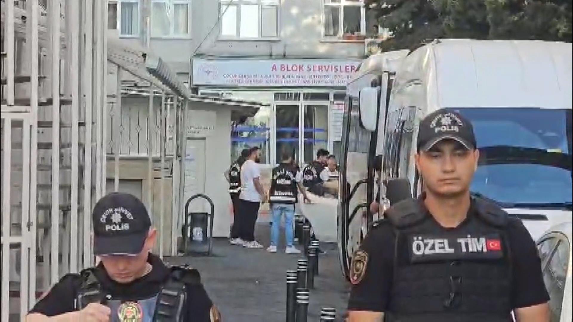 İBB Yolsuzluk Soruşturmasında 13 Şüpheli Sağlık Kontrolünden Geçirildi İBB yolsuzluk soruşturması kapsamında