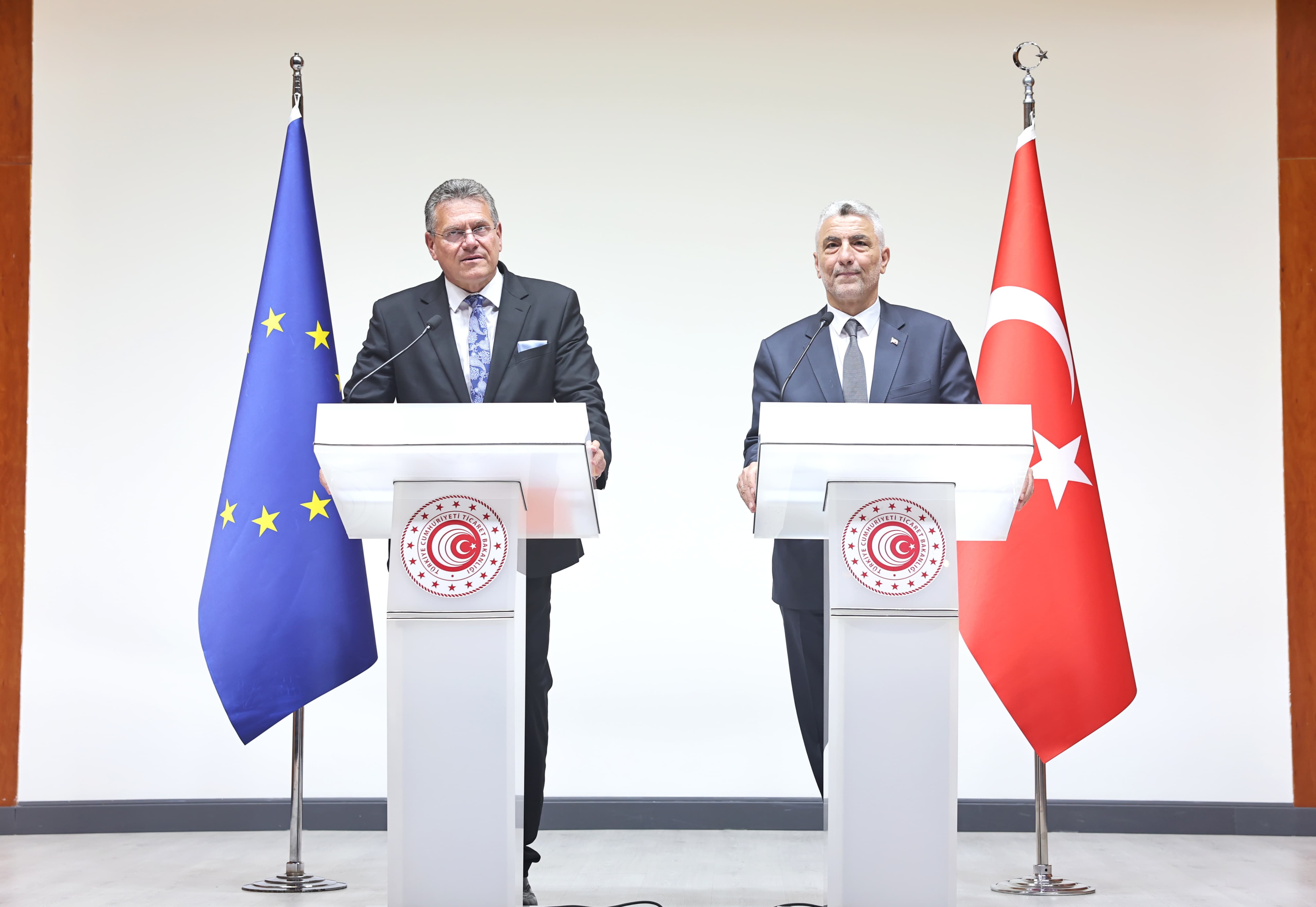 Ticaret Bakanı Ömer Bolat,