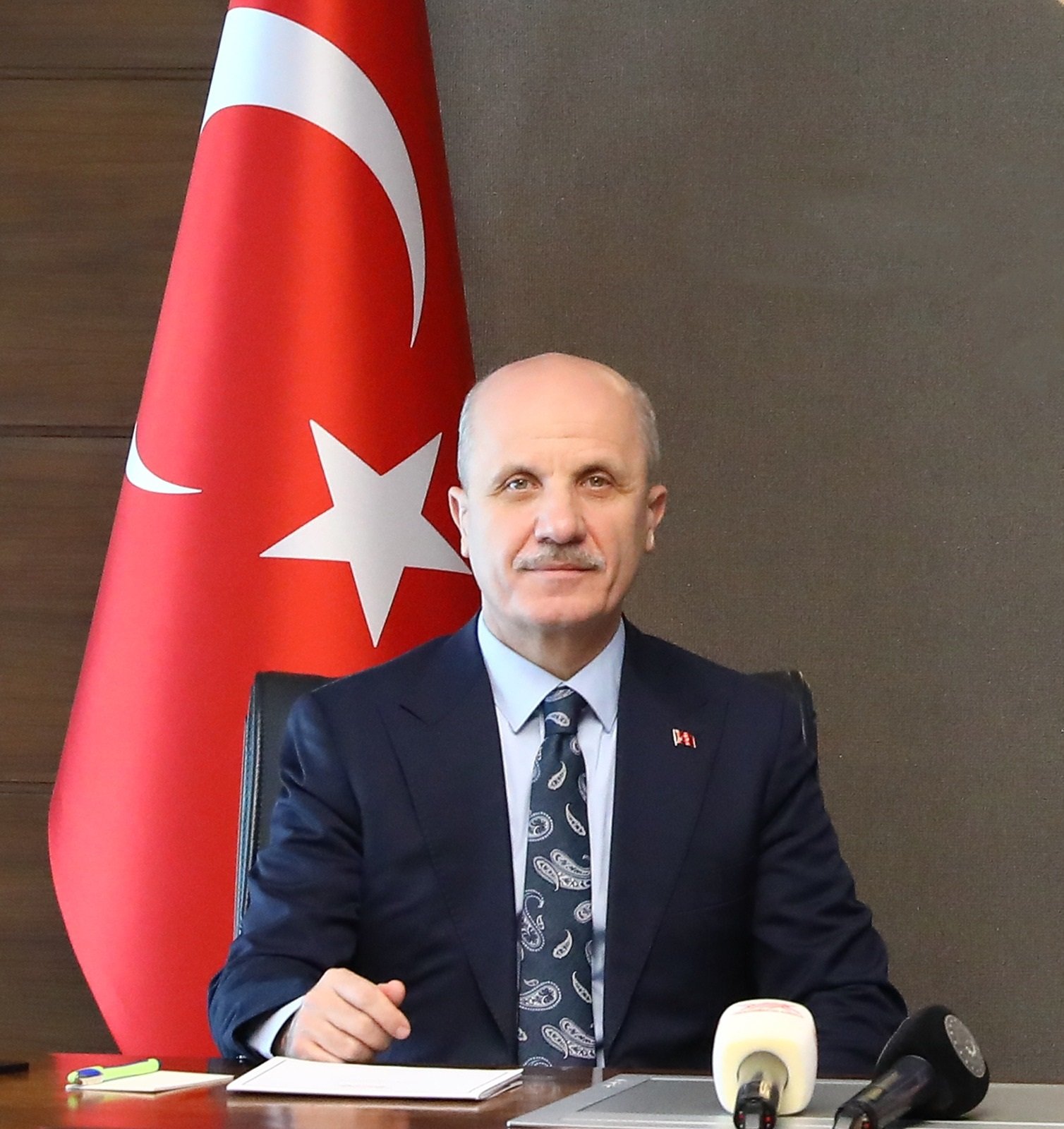 YÖK, FETÖ bağlantılı 41