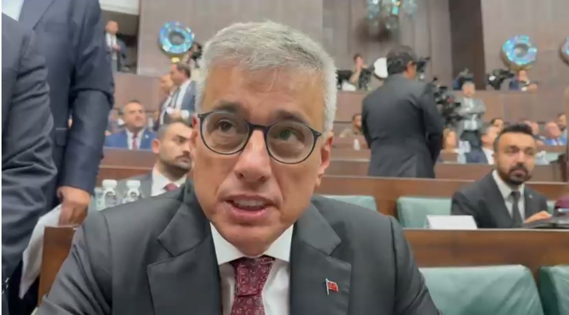 Sağlık Bakanı Kemal Memişoğlu,