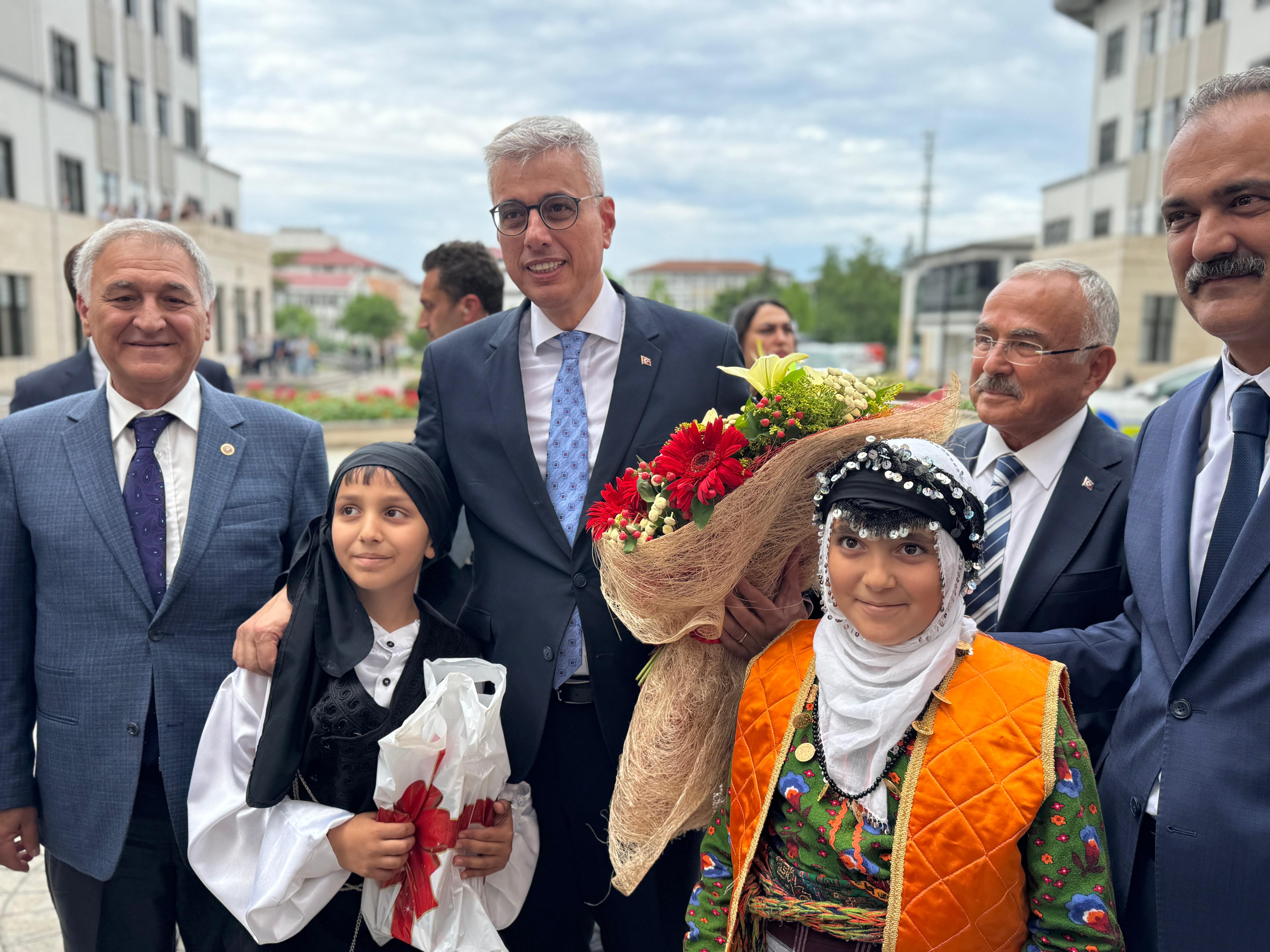 Sağlık Bakanı Kemal Memişoğlu,