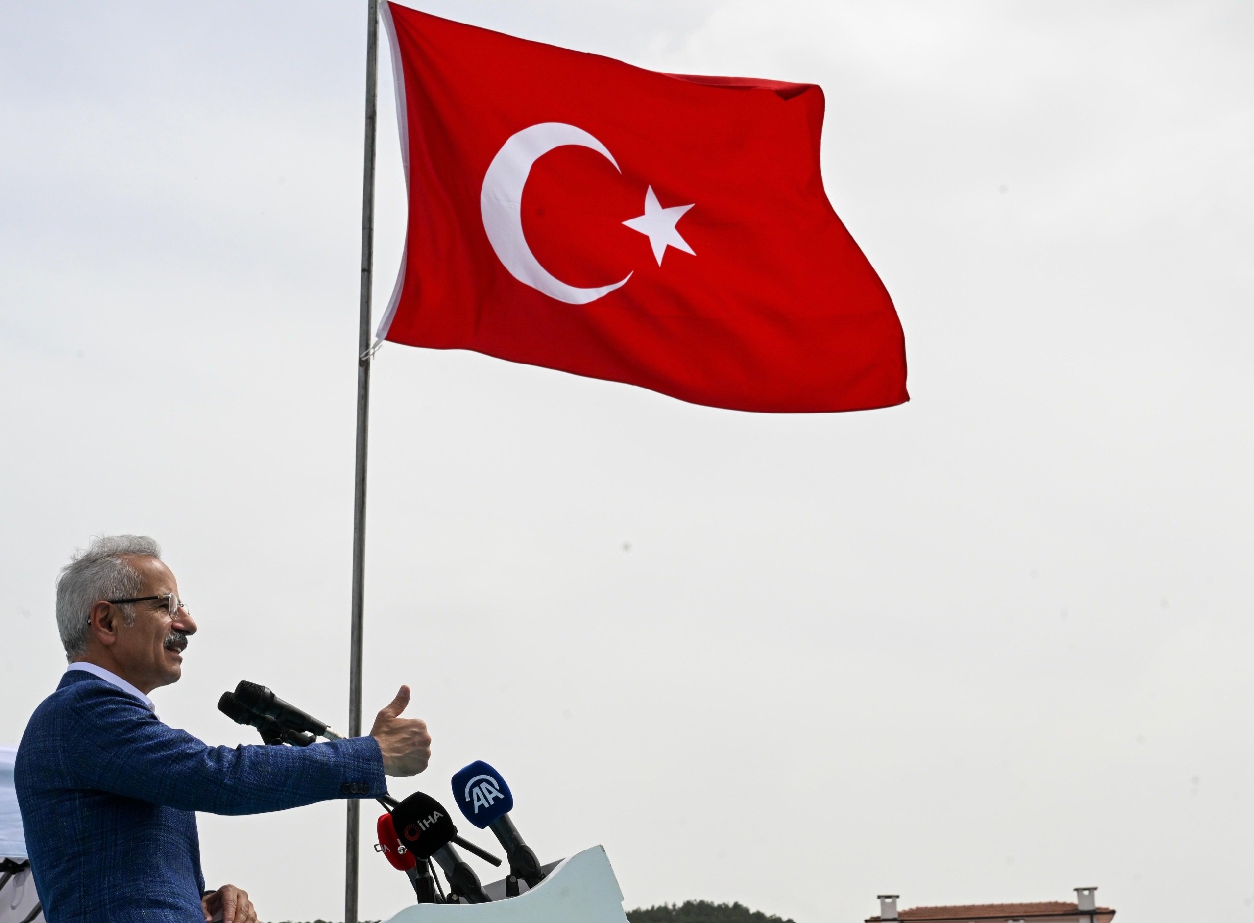 Ulaştırma Bakanı Abdulkadir Uraloğlu,