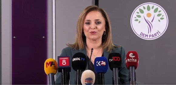 DEM Parti Sözcüsü Ayşegül