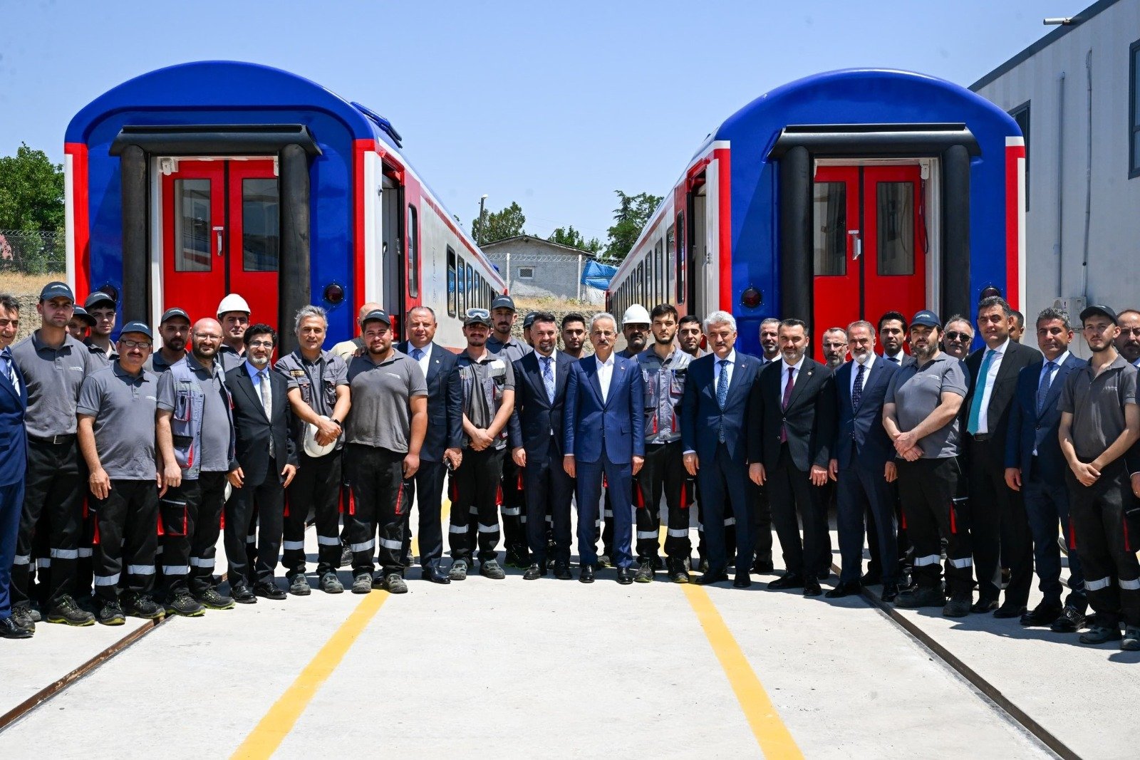 Ulaştırma Bakanı Abdulkadir Uraloğlu,