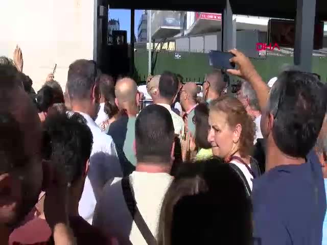 İzmir'deki yolsuzluk operasyonunda eski