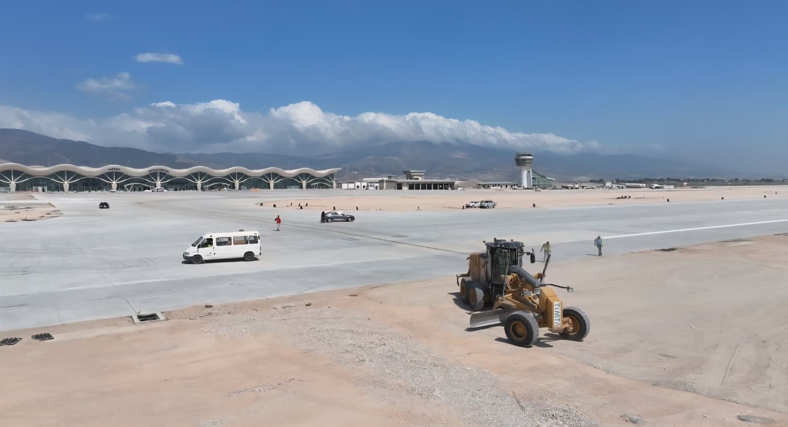Hatay Havalimanı, Ulaştırma ve