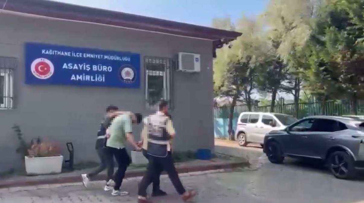 İstanbul Kağıthane'de silah değiştirme
