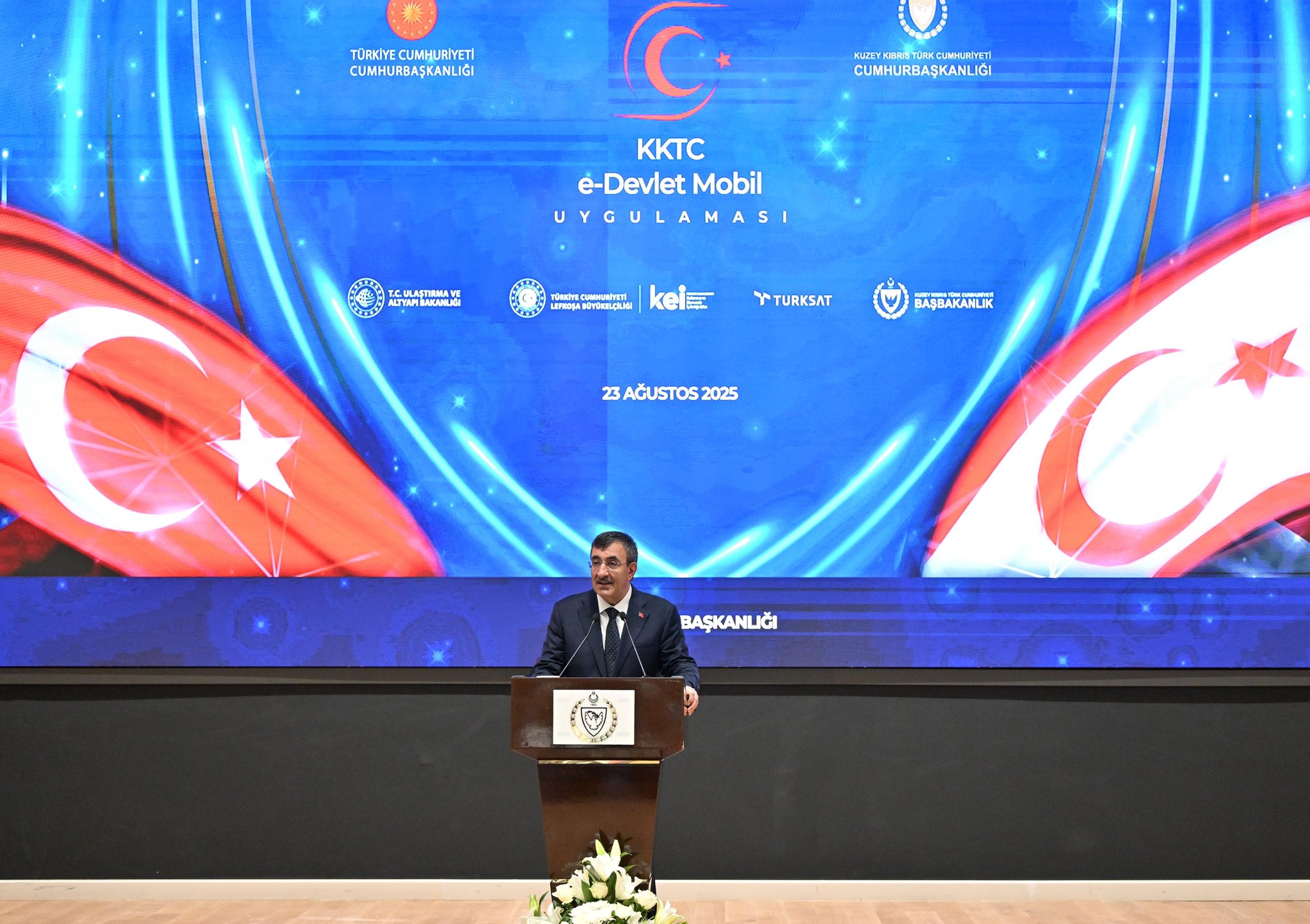 Cumhurbaşkanı Yardımcısı Cevdet Yılmaz,