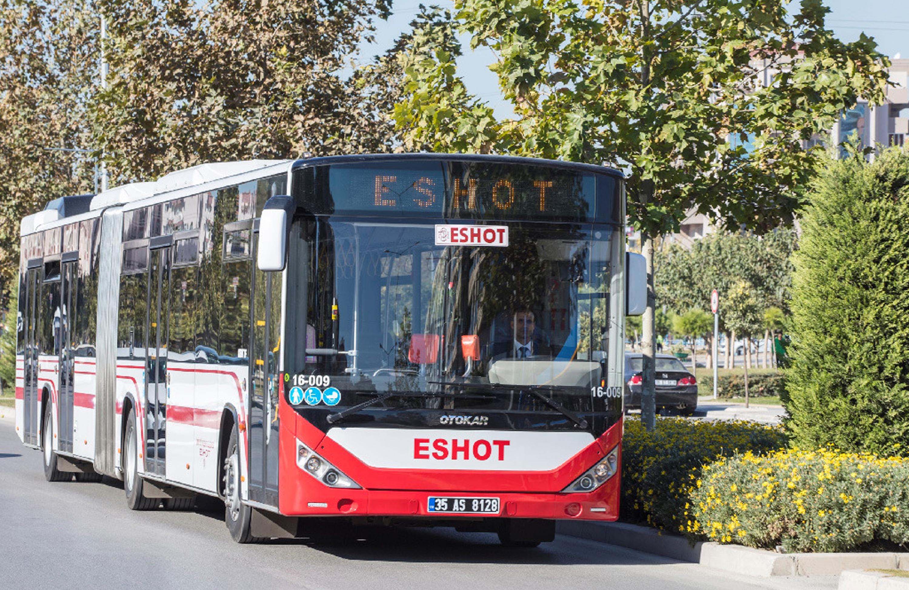 İzmir'de toplu ulaşım ücretlerine
