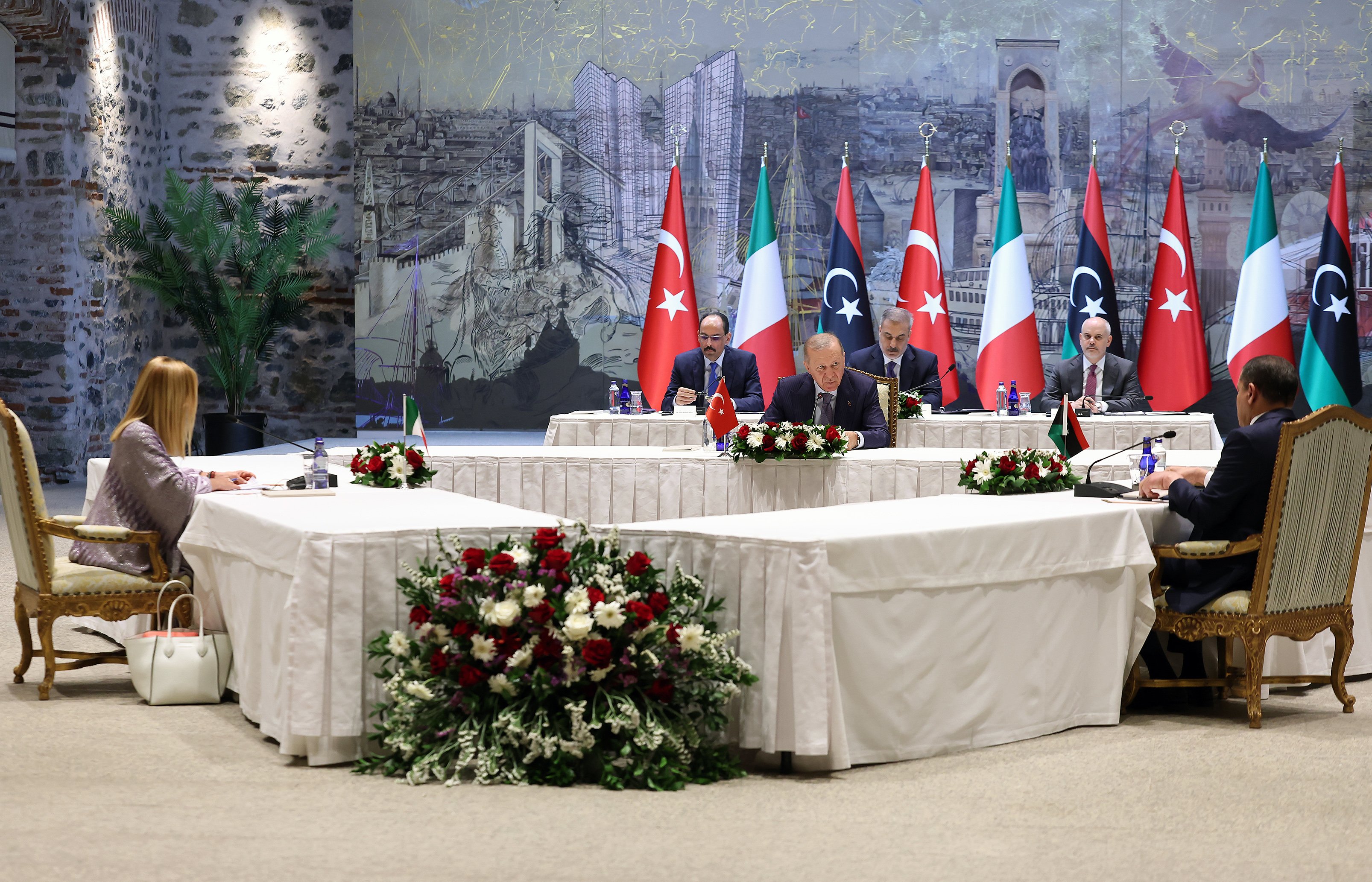 Cumhurbaşkanı Erdoğan, İtalya Başbakanı