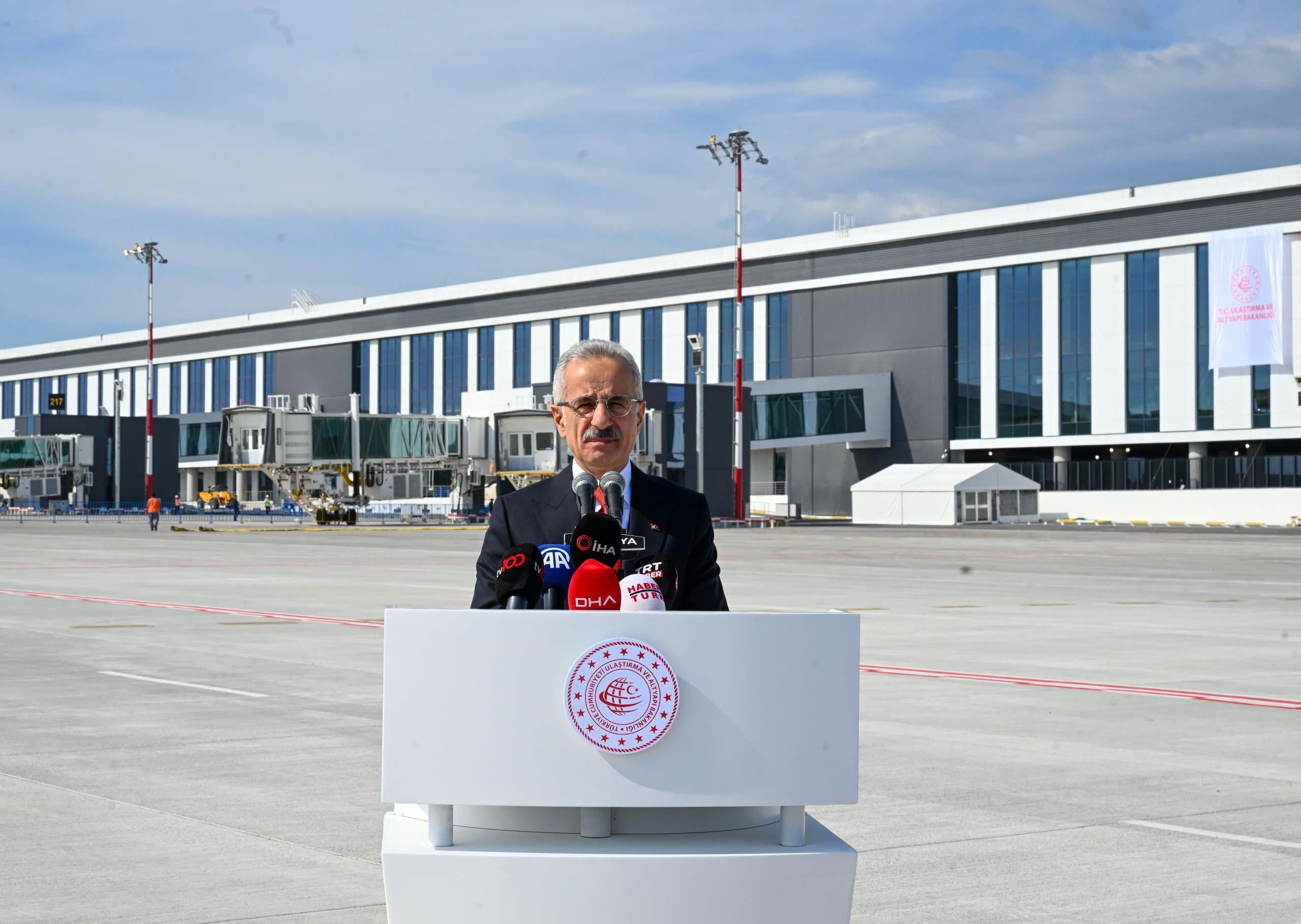 Ulaştırma ve Altyapı Bakanı