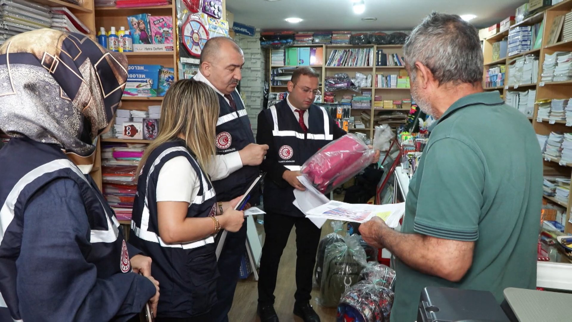 Ticaret Bakanlığı İstanbul'da kırtasiye