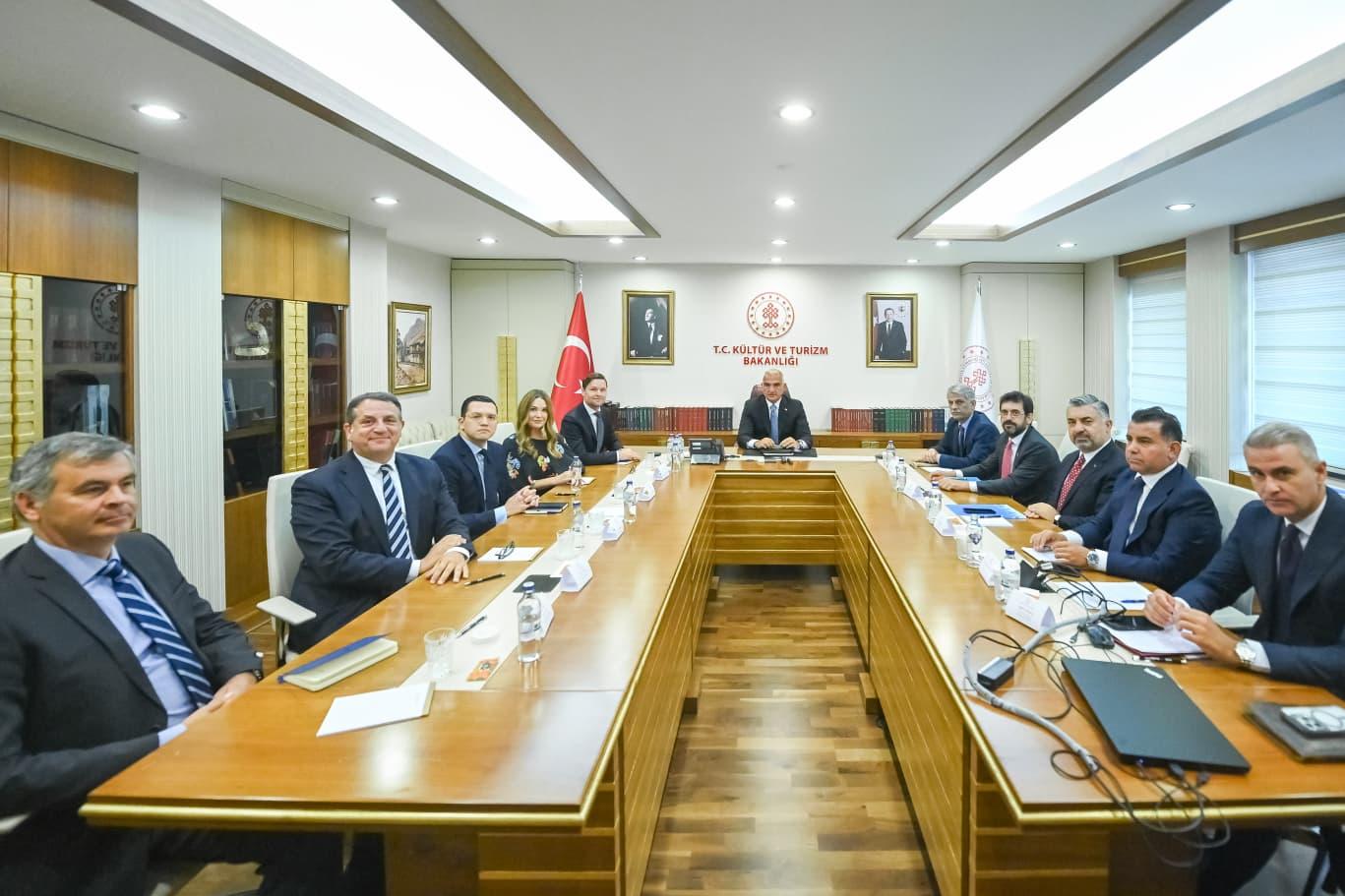Kültür ve Turizm Bakanı