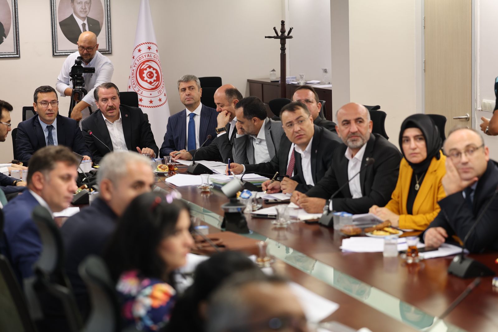 Eğitim-Bir-Sen, 1,5 milyon eğitim