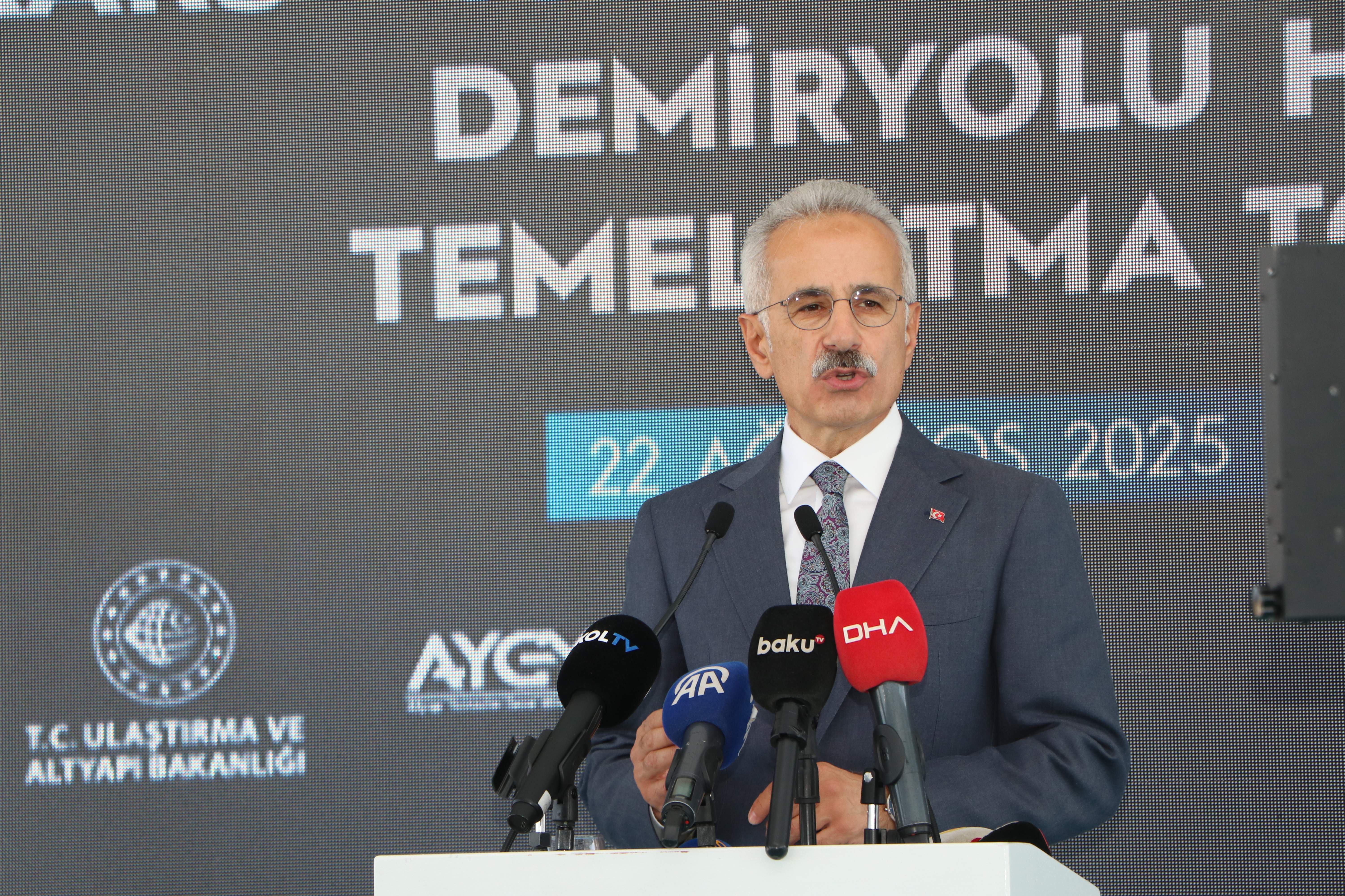 Ulaştırma ve Altyapı Bakanı