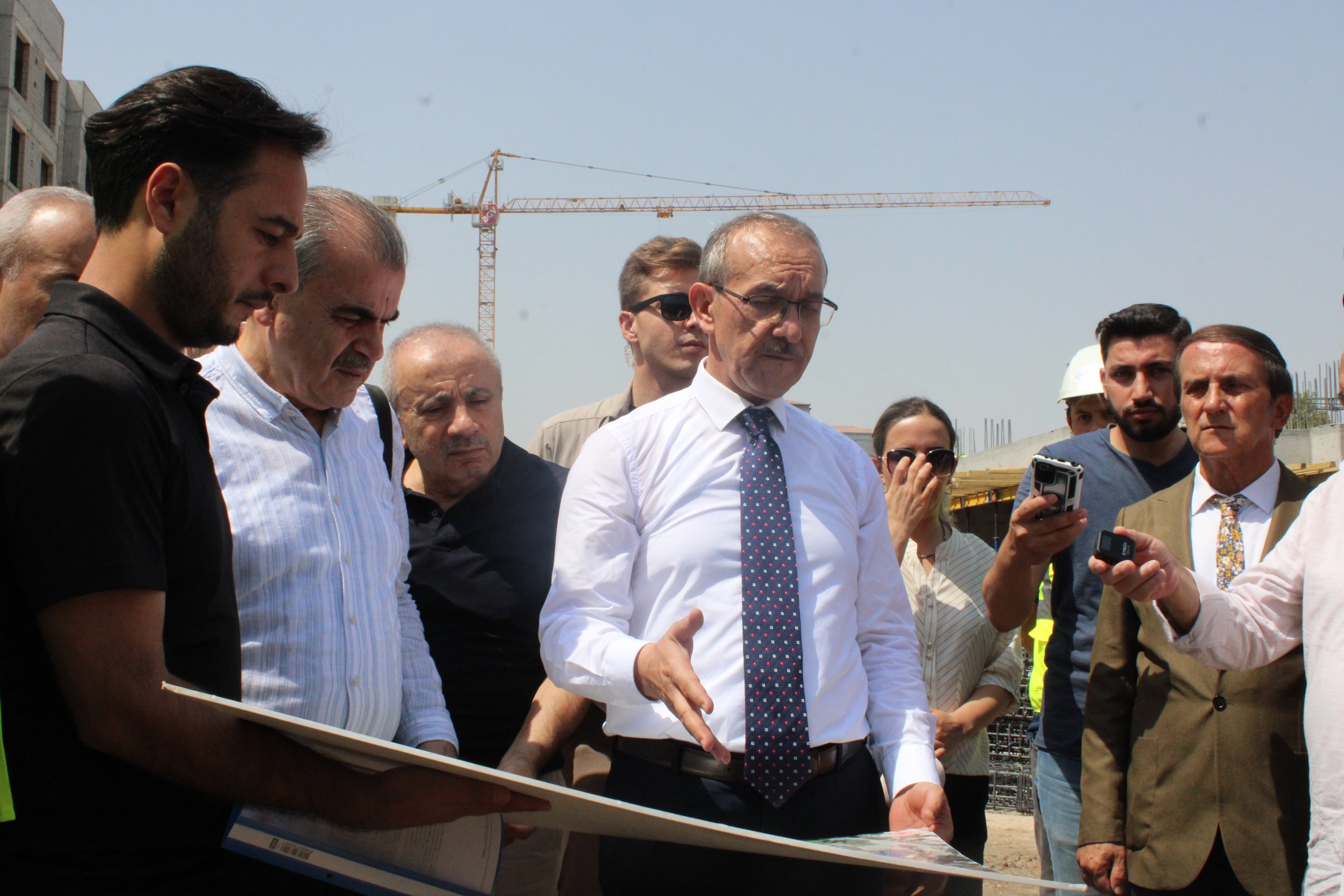Malatya Valisi Seddar Yavuz,