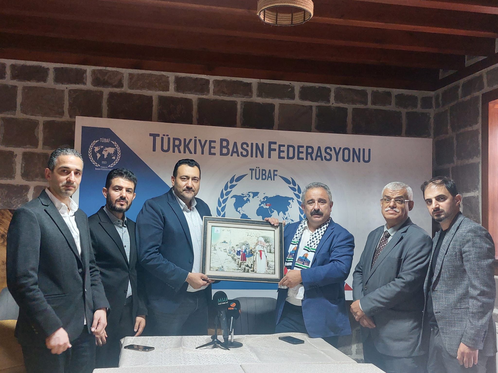 Filistinli gazeteciler Türk medyasına