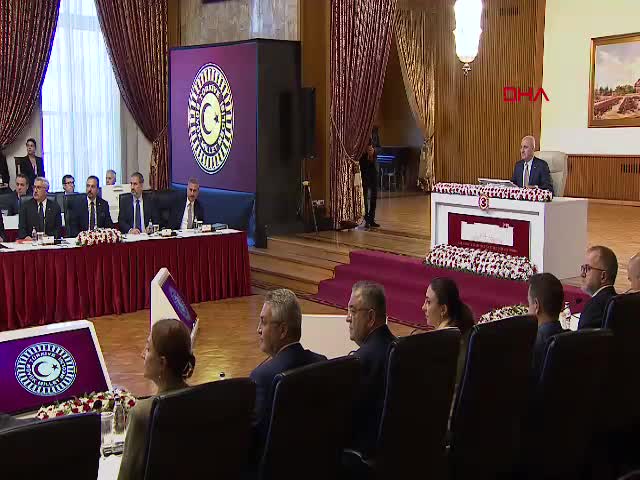AK Parti'li Numan Kurtulmuş,