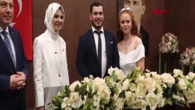 Bakan Göktaş Denizli’de Nikah Şahidi Oldu: Evlilik Kredisiyle Mutluluklarına Ortak Oldu