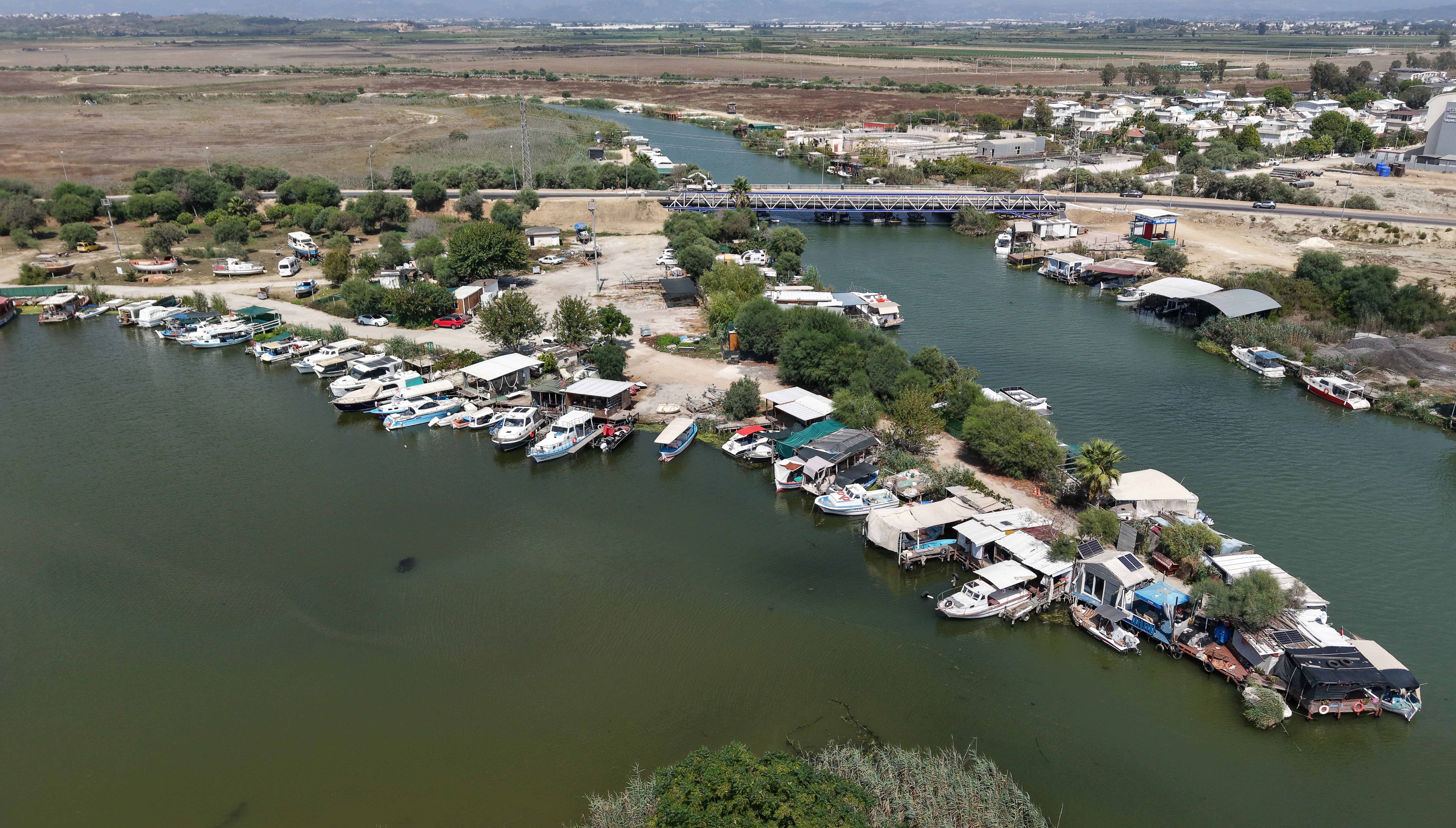 Antalya'nın Acısu Nehri kaçak