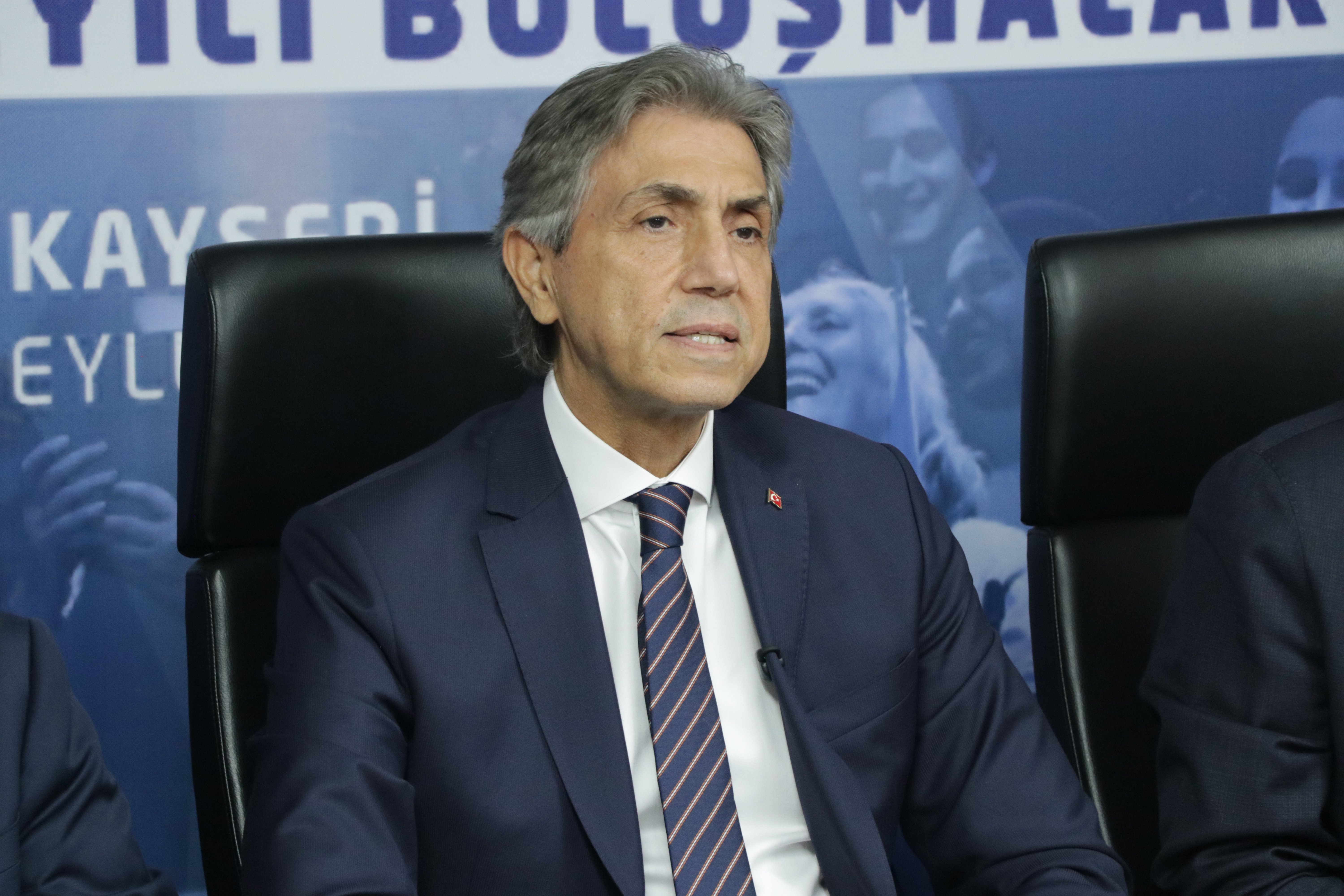 AK Partili Mustafa Demir,