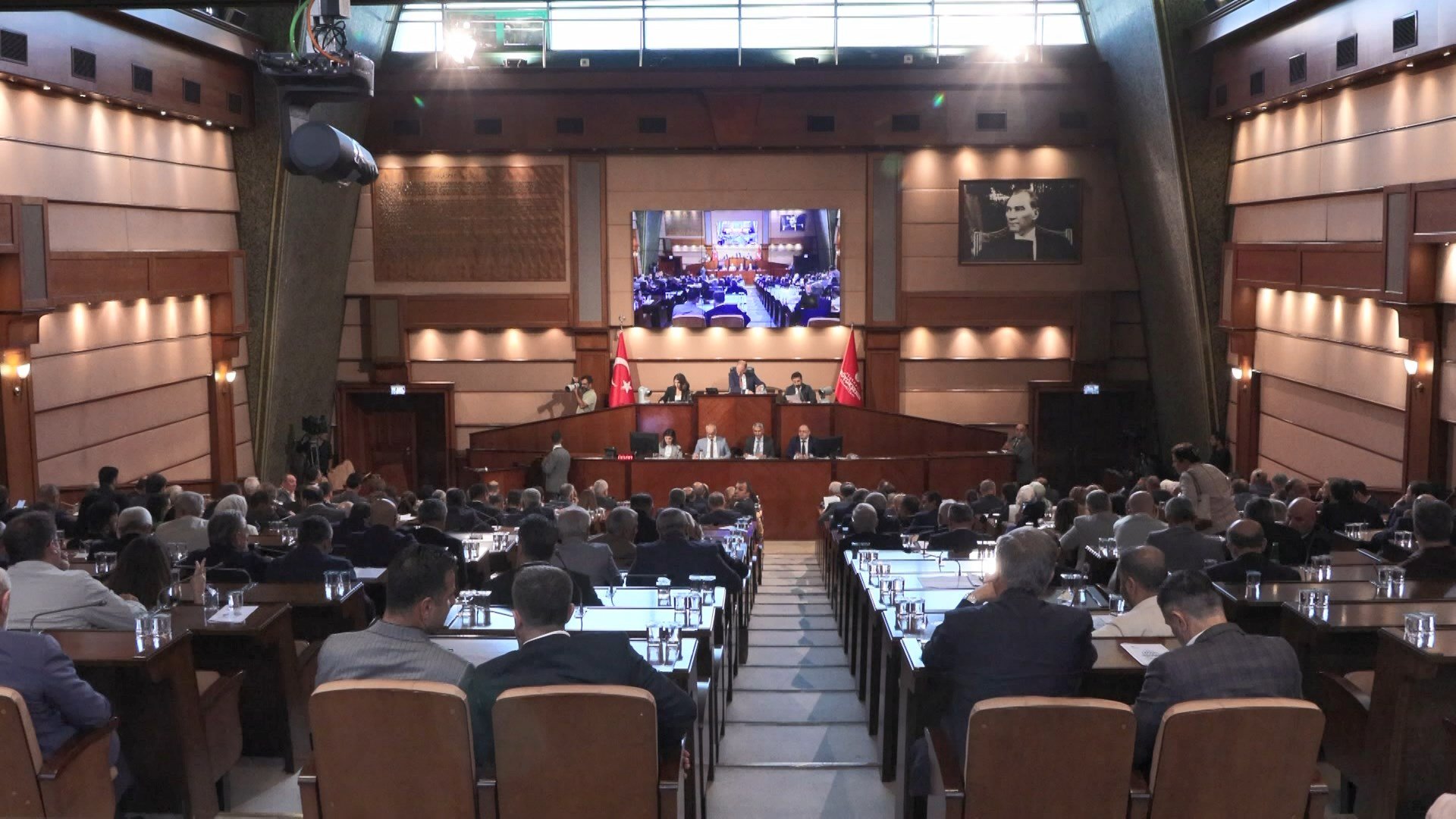 İBB Meclisi'nde toplu ulaşım