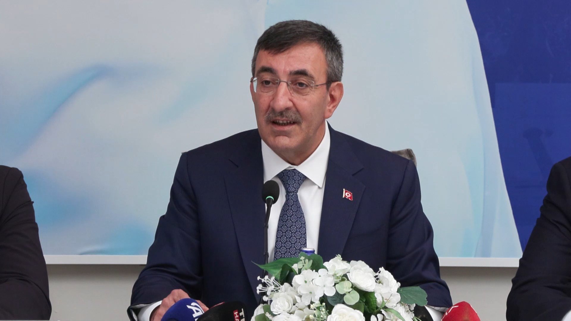Cumhurbaşkanı Yardımcısı Cevdet Yılmaz,