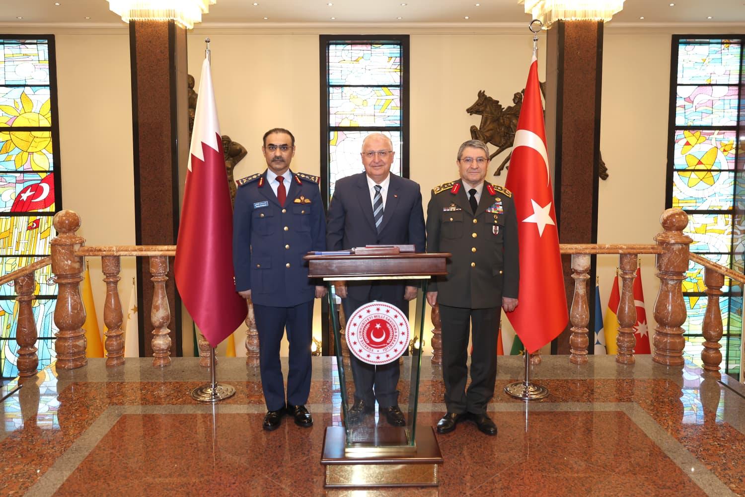 Milli Savunma Bakanı Yaşar