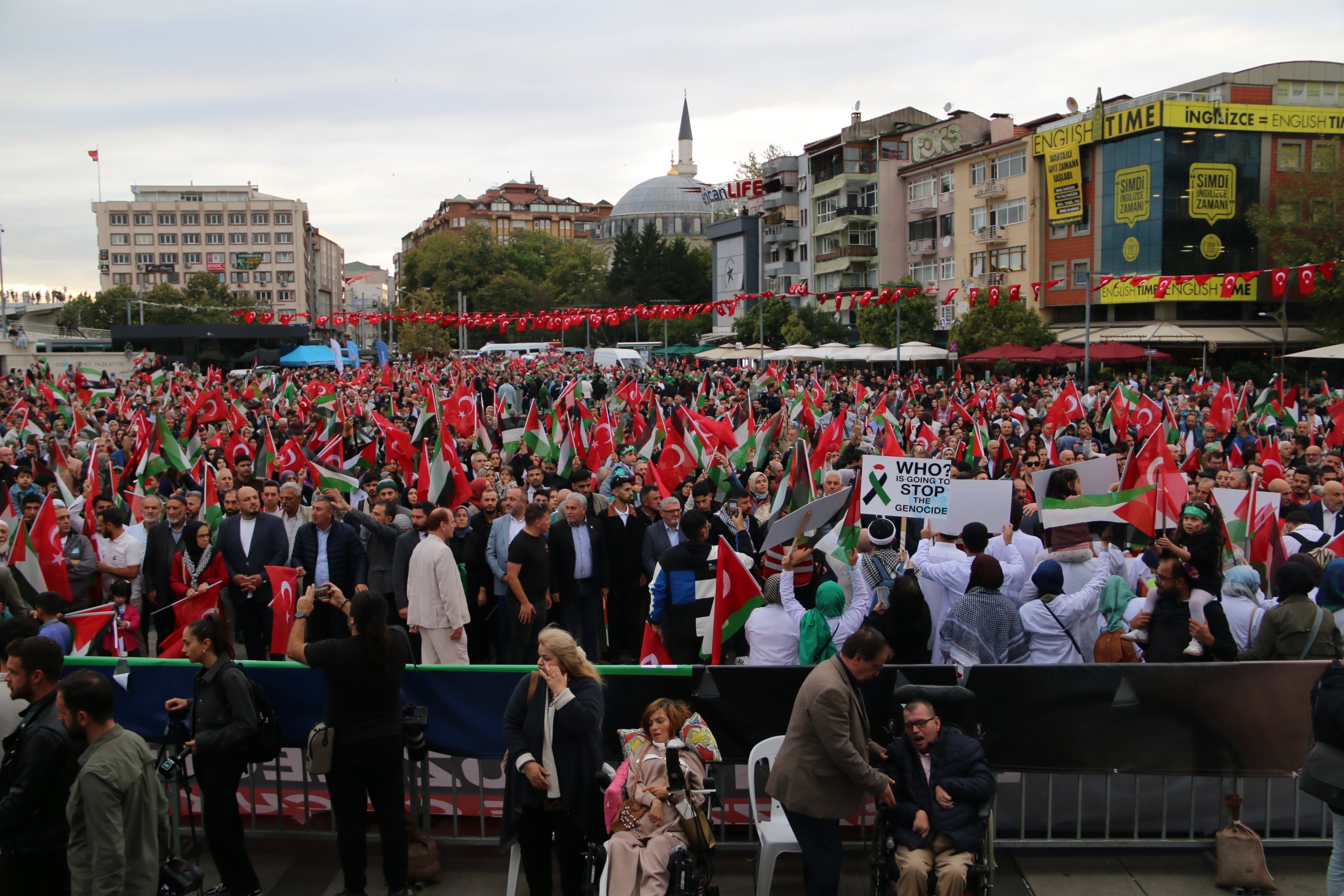 Kocaeli'de İsrail'in Gazze saldırılarını