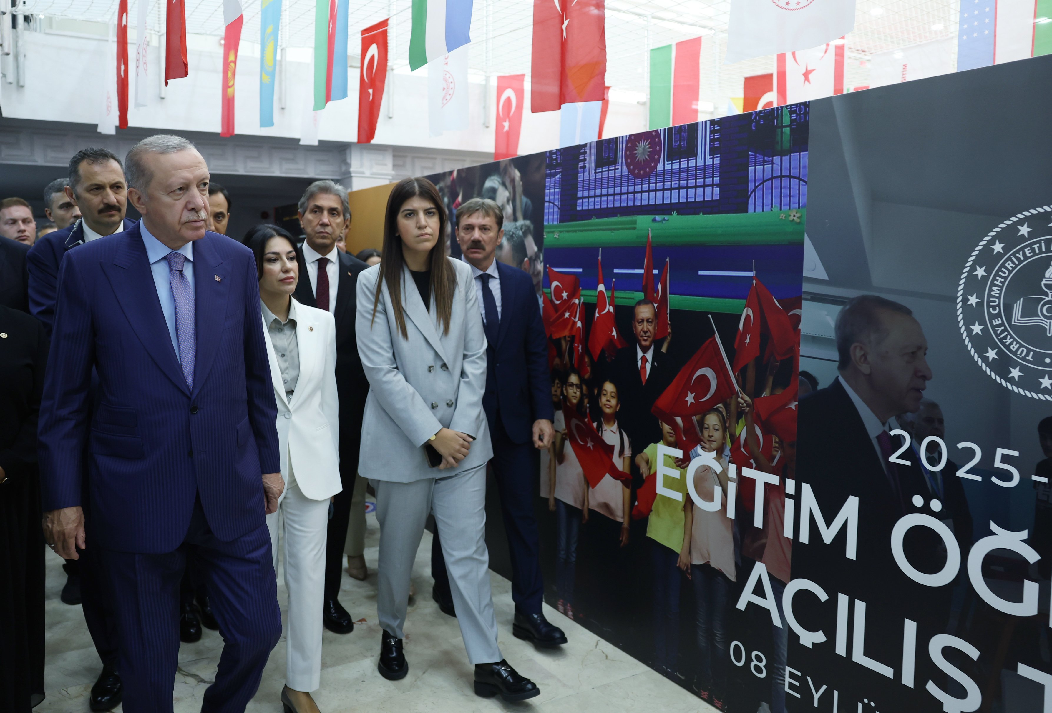 Cumhurbaşkanı Erdoğan, İzmir'de polis