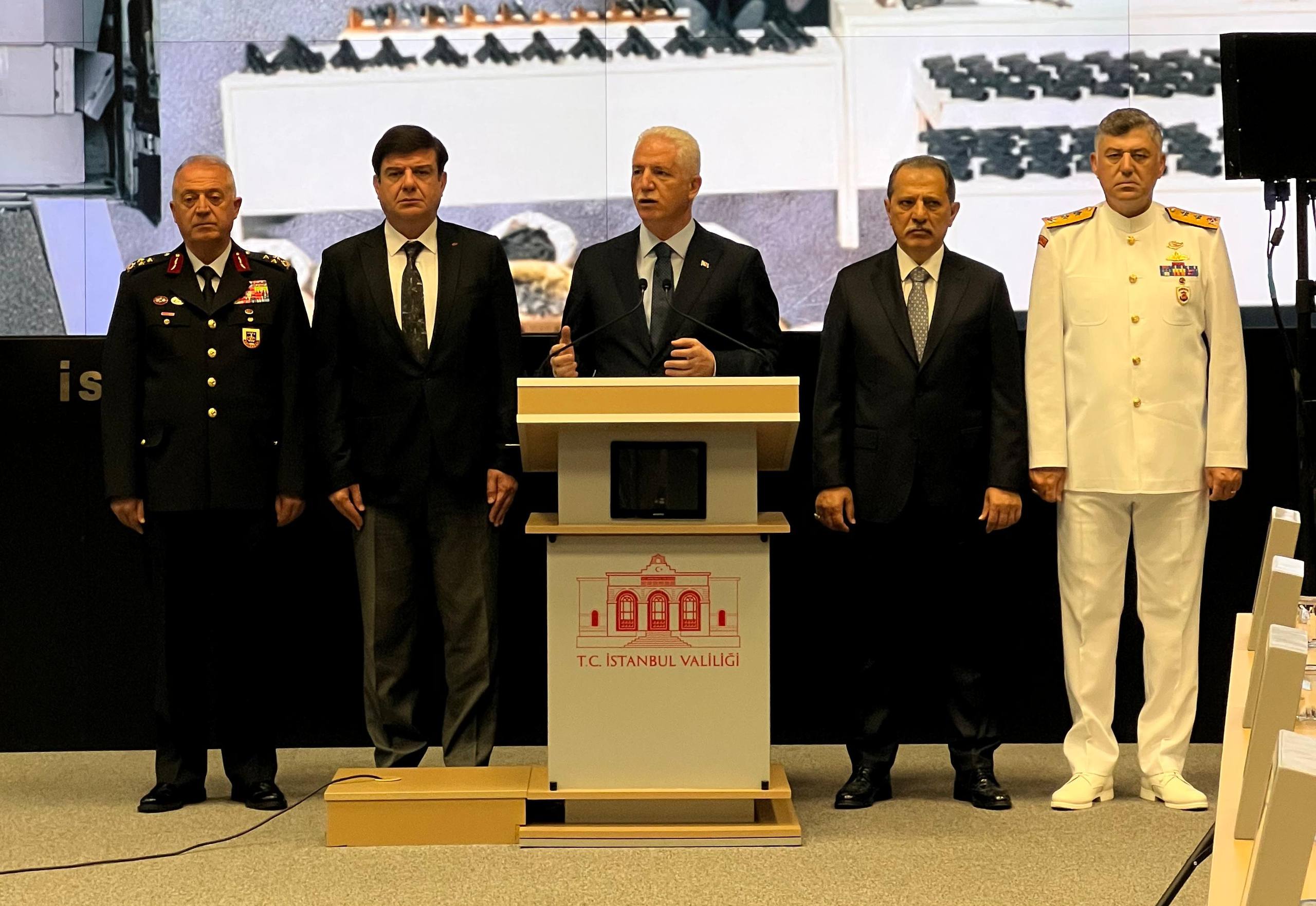 İstanbul Valisi Davut Gül,