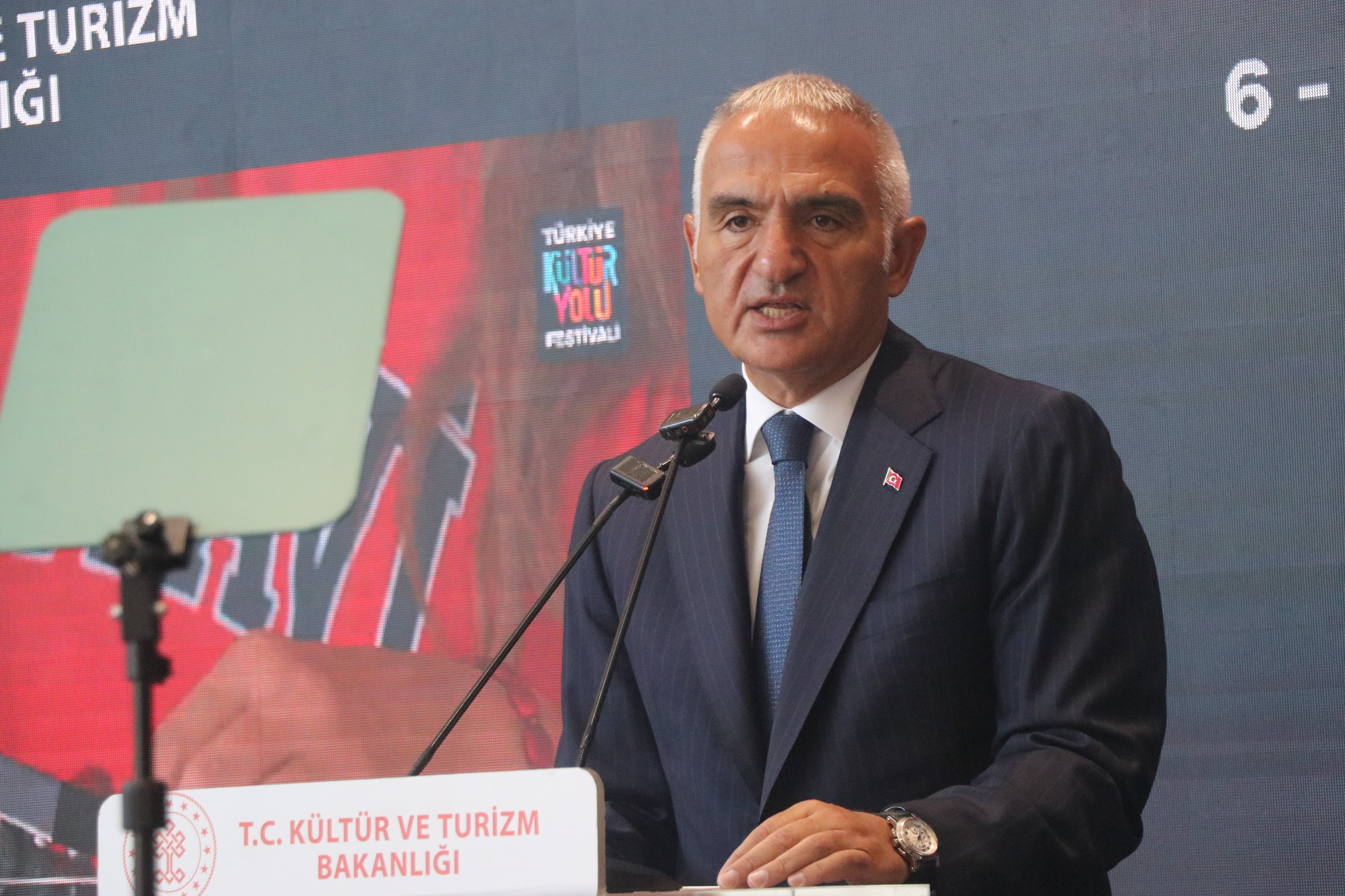 Kültür ve Turizm Bakanı