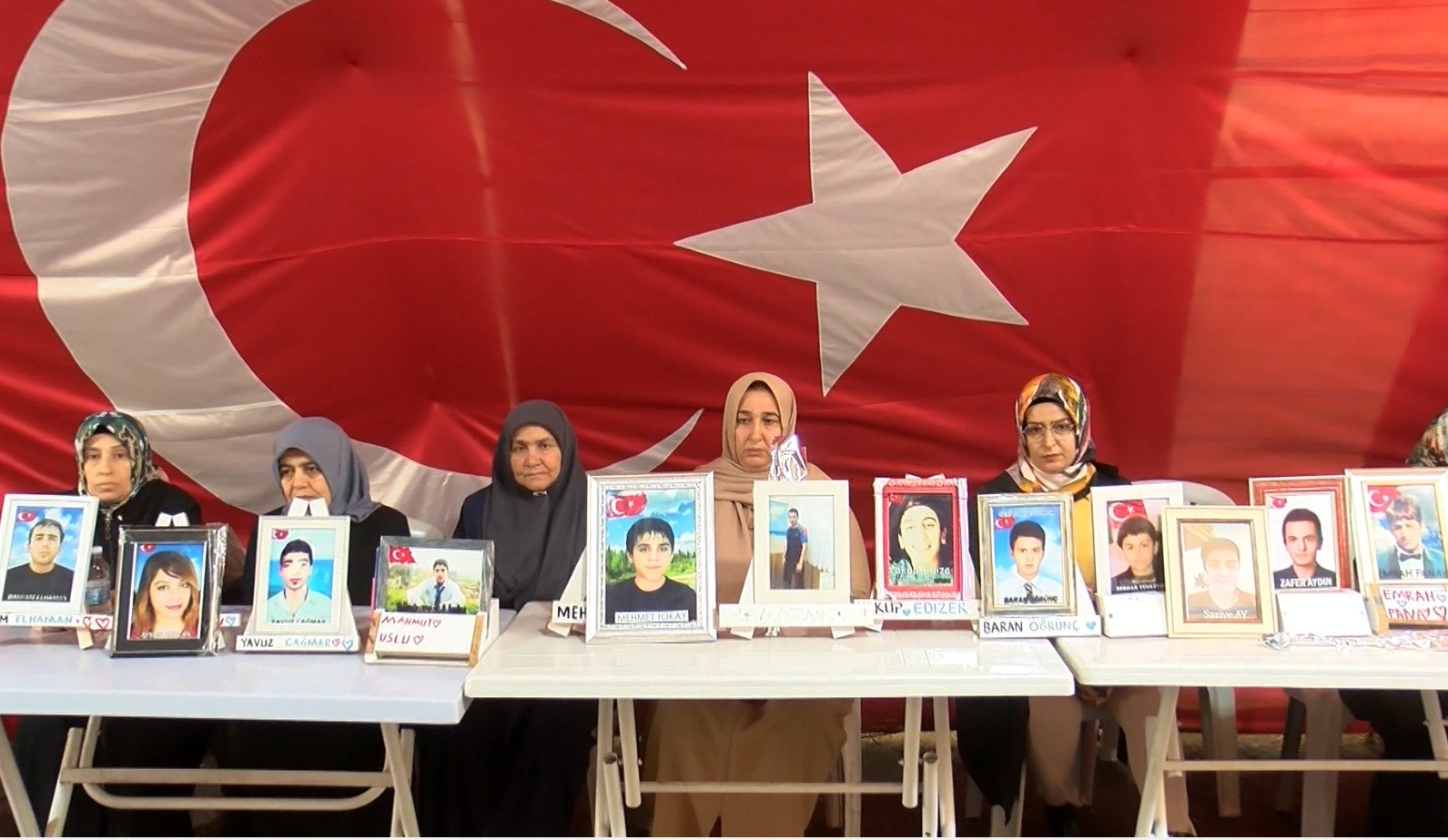 Diyarbakır'da terör mağduru ailelerin