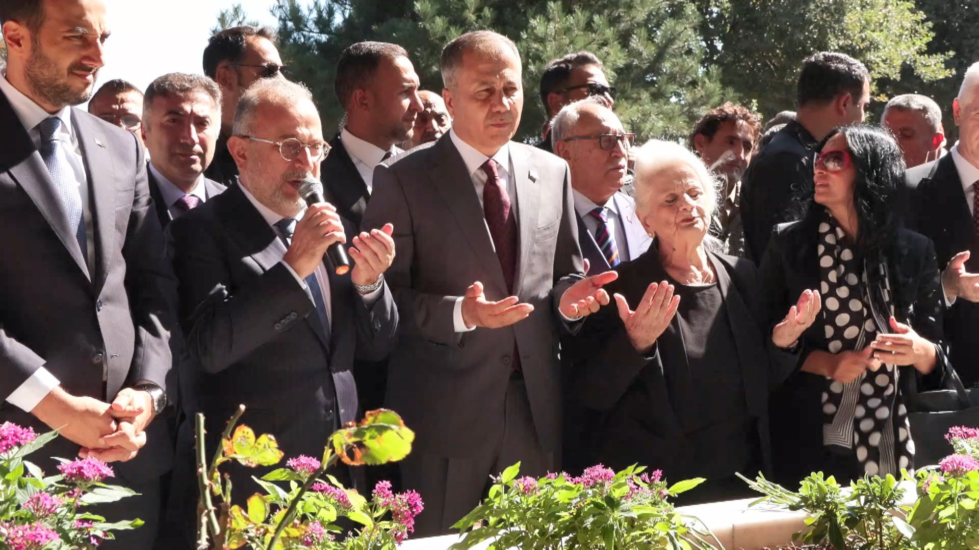 Adnan Menderes, Fatin Rüştü