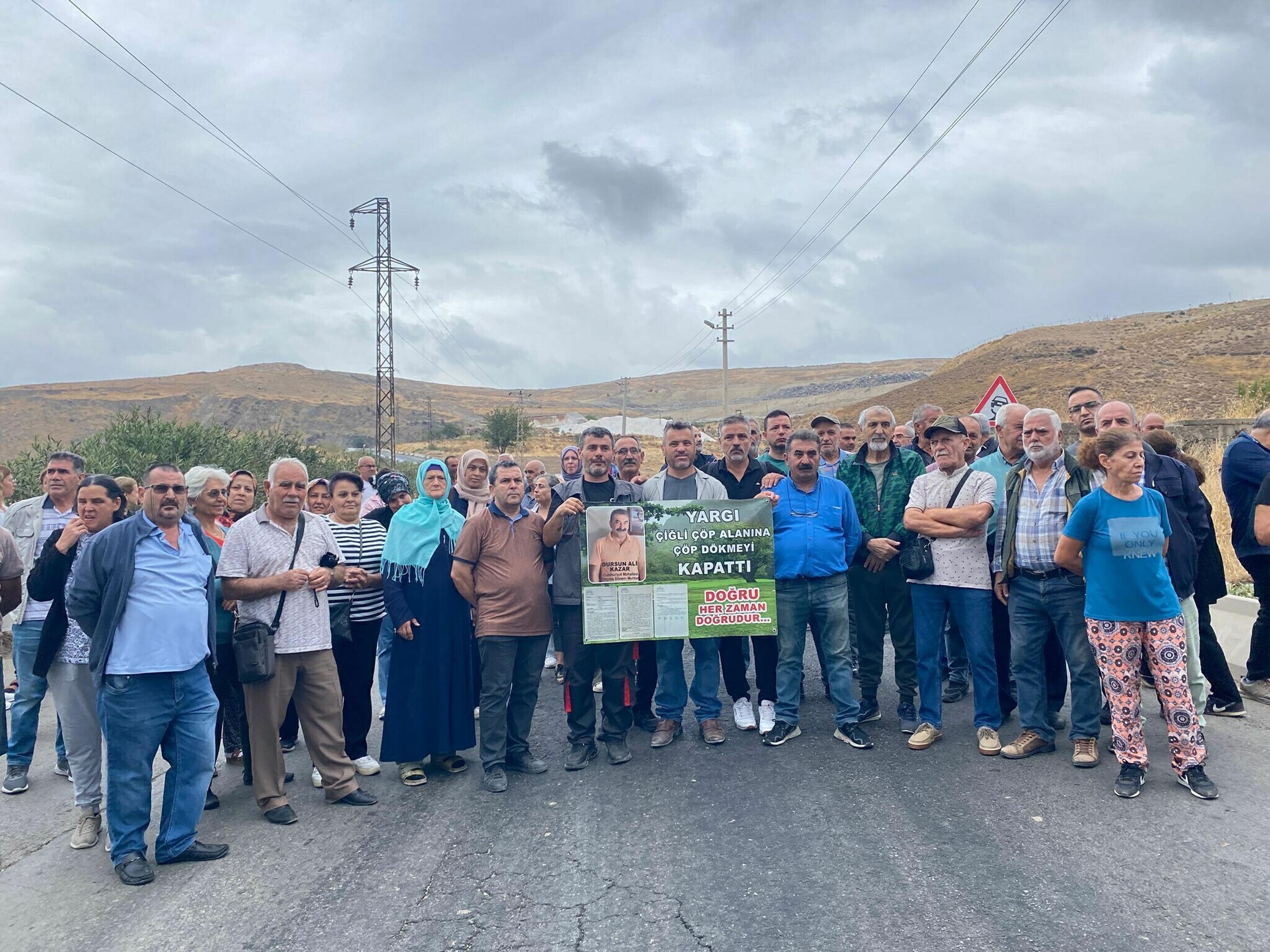 İzmir Çiğli Harmandalı'da çöp