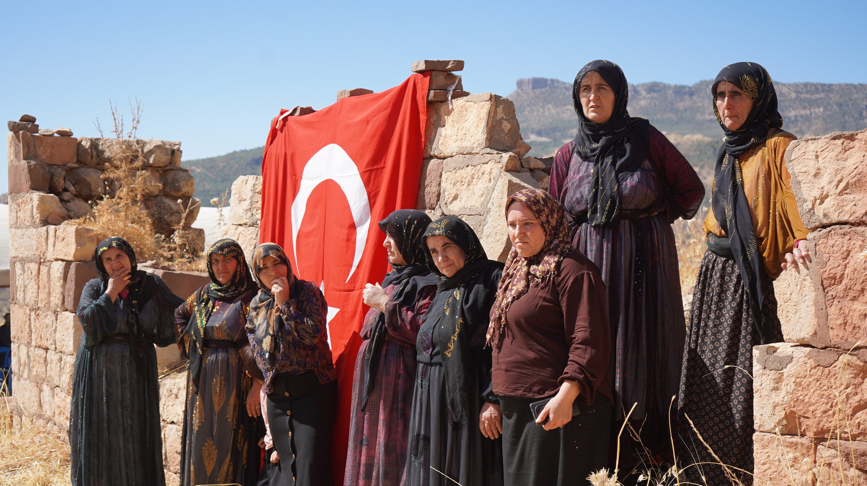 Şırnak'ın Güneyce köyünde 38