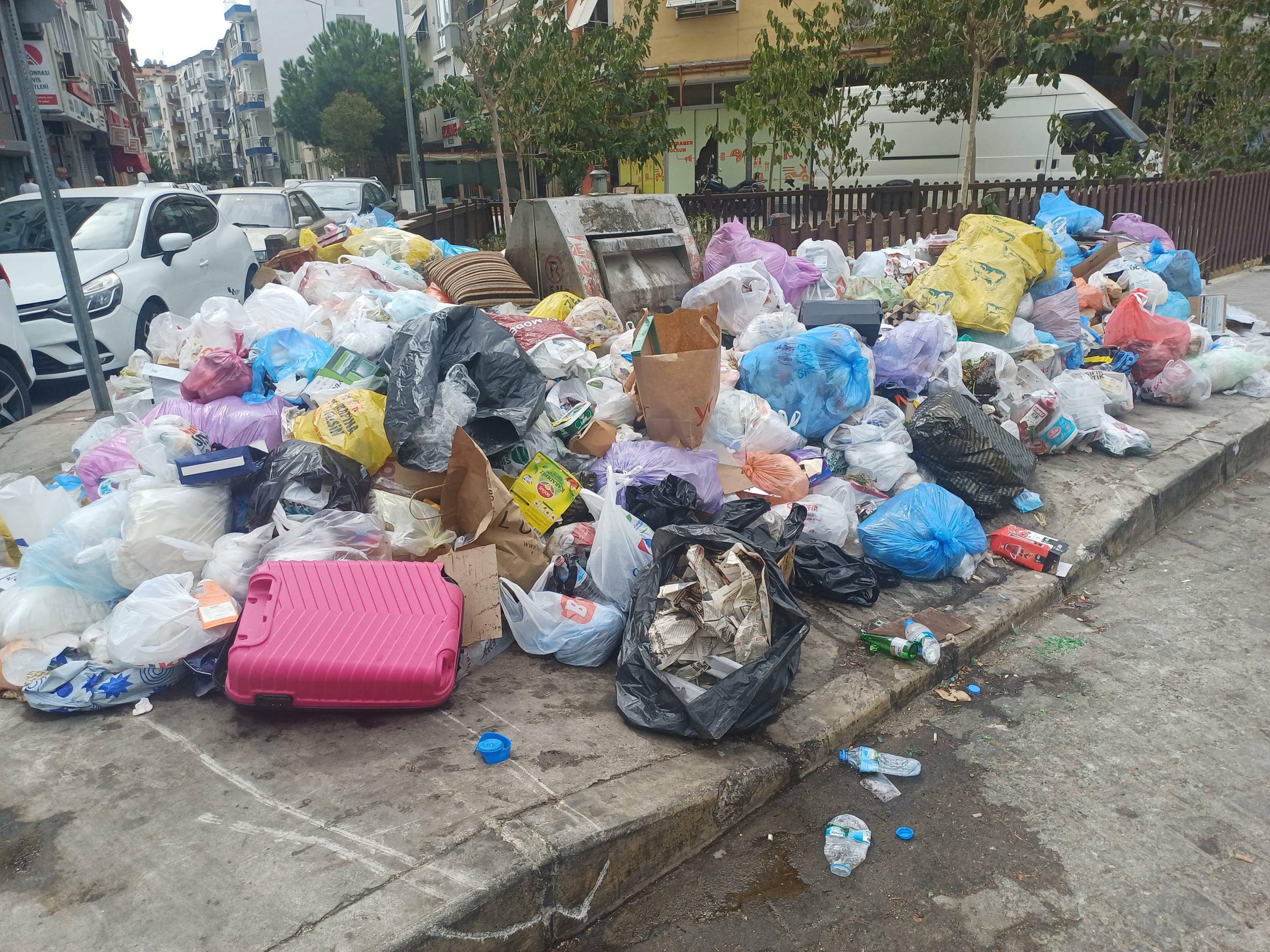 Karşıyaka Belediyesi'nde işçi eylemi