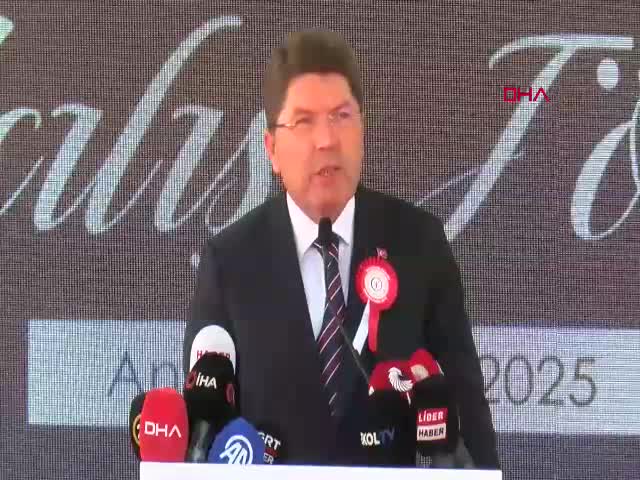 Adalet Bakanı Yılmaz Tunç,