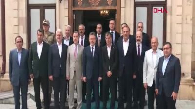 Bakan Yumaklı’dan Kritik Açıklama: 6 İlde Hayvan Pazarları Yeniden Açılıyor!