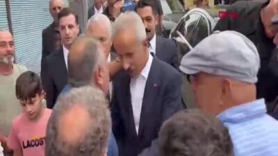 Bakan Uraloğlu, Trabzon’da Yakınının Cenaze Törenine Katıldı