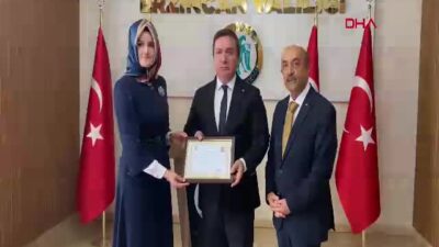 Kübra Öğretmen’e Başarı Belgesi: Öğrencisi İçin Verdiği Mücadele Takdirle Karşılandı