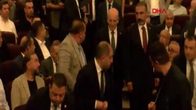 Bakan Şimşek Gaziantep’te İş Dünyasıyla Buluştu: Ekonomi ve Yatırım Gündemi Masaya Yatırıldı