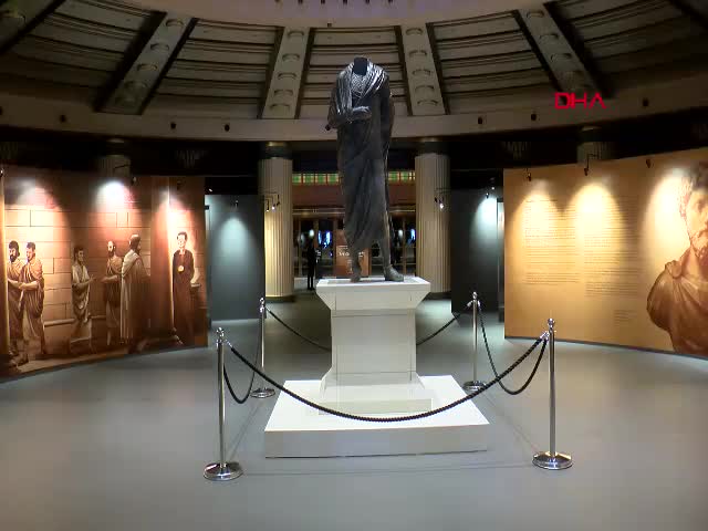 Japonya Prensesi Akiko Mikasa,