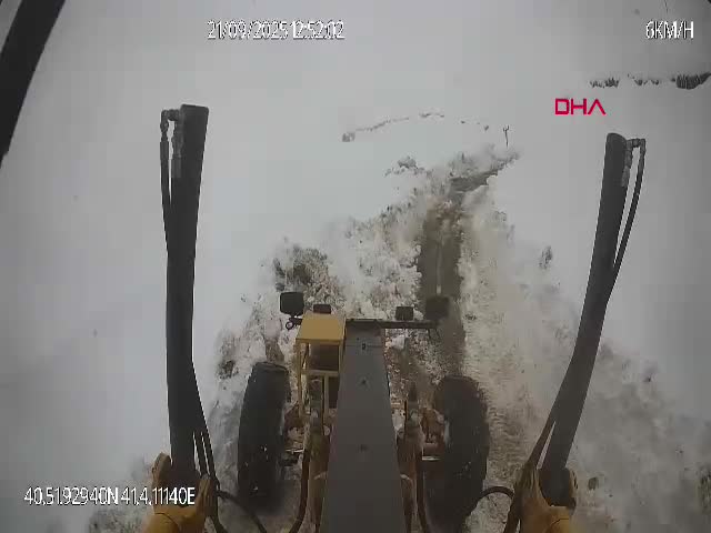 Rize'de sel sonrası ulaşıma