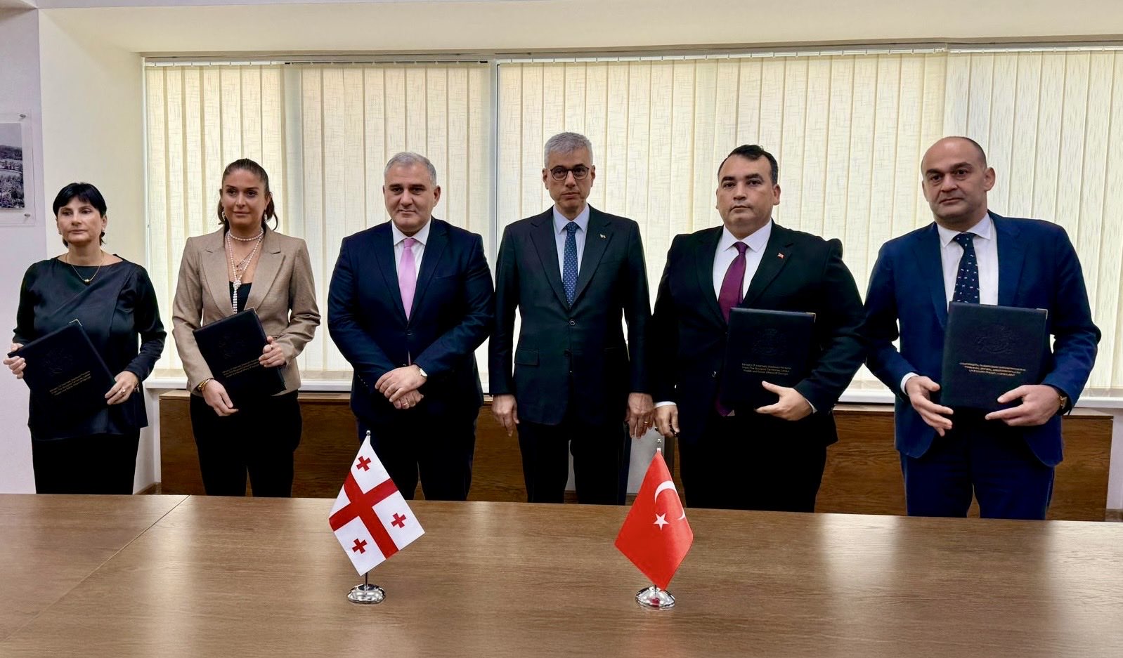 Sağlık Bakanı Kemal Memişoğlu,