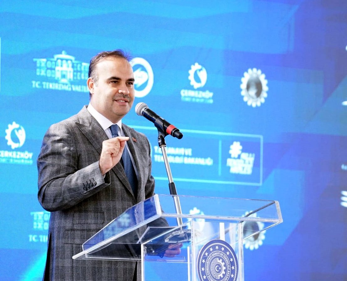 Bakan Kacır’dan Sanayi Hamlesi: Türkiye’nin Planlı Sanayi Alanlarını Büyütmeye Devam Edeceğiz