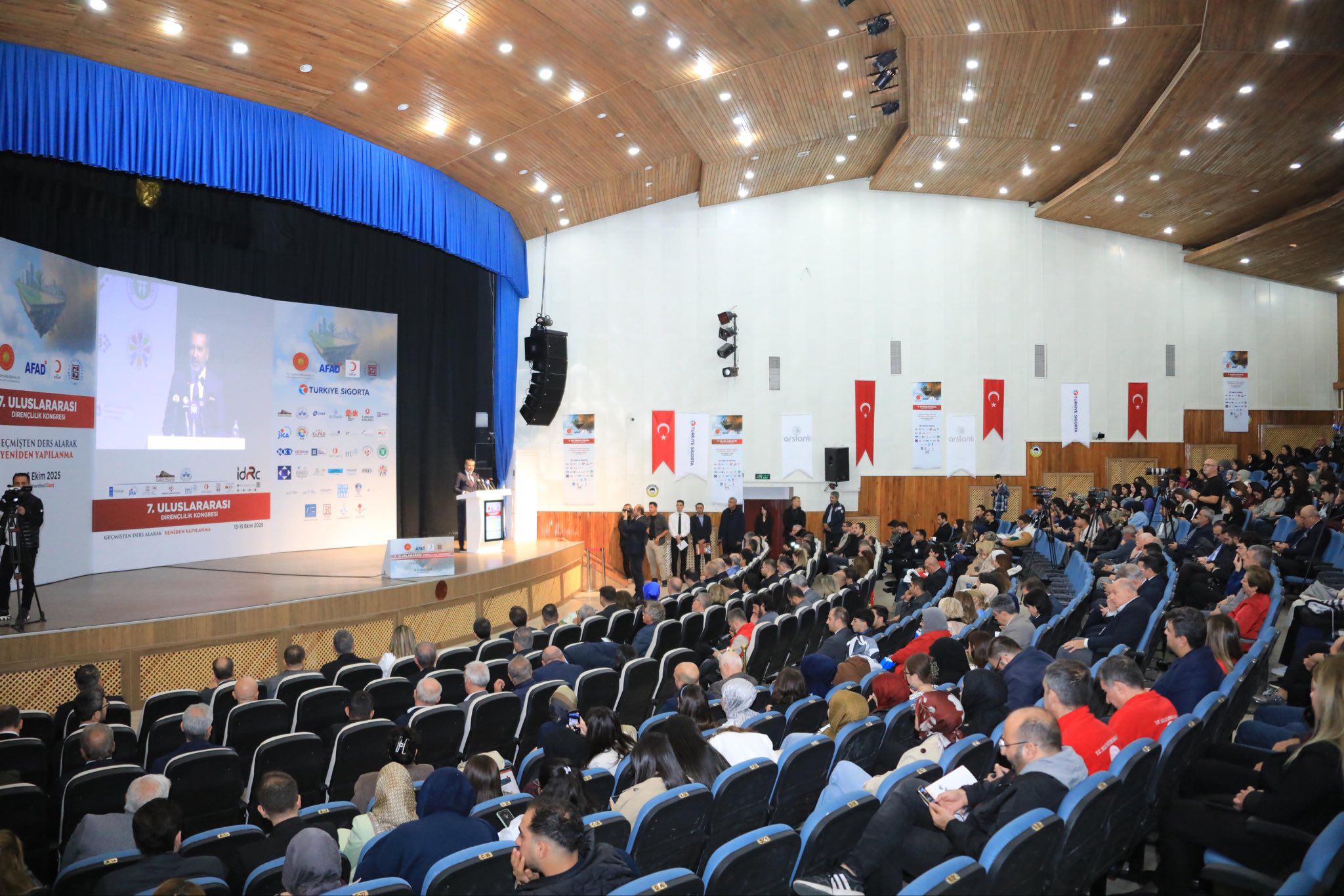 Fırat Üniversitesi'nde düzenlenen 7.