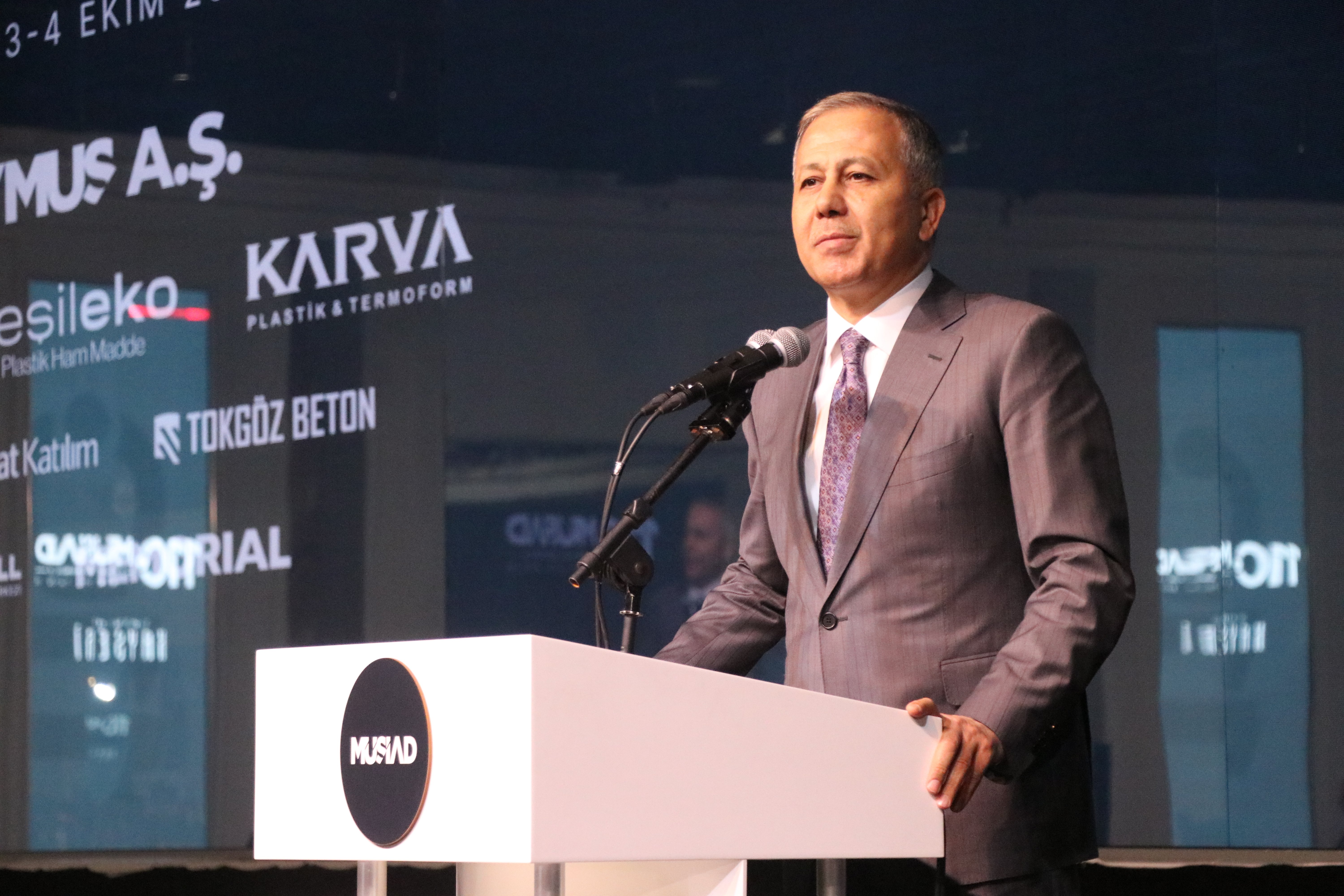 İçişleri Bakanı Ali Yerlikaya,