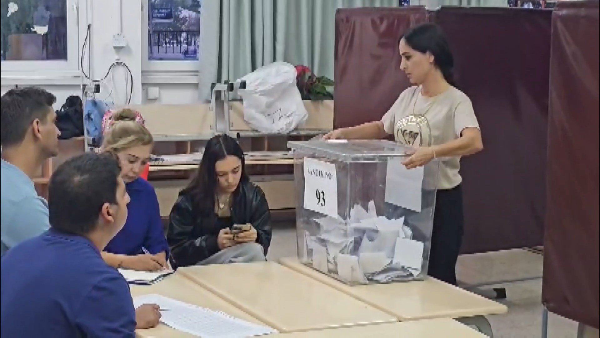 KKTC’de Cumhurbaşkanlığı Seçiminde Kritik Oy Sayımı Başladı