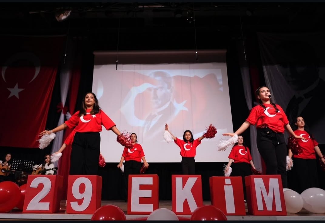 Sancaktepe’de Cumhuriyet Coşkusu: Belediye Bilgi Evleri 102. Yılı Görkemle Kutladı Sancaktepe Belediyesi Bilgi Evleri,